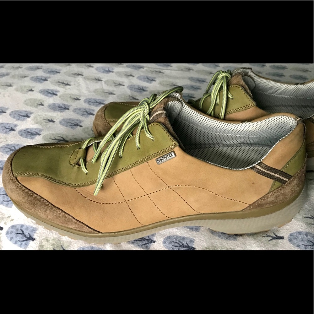 Romika “Gabriele 02” Waterproof shoes- size 13!